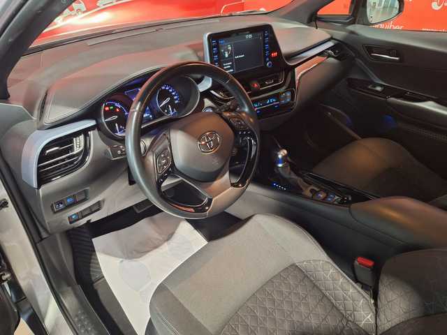 Toyota C-HR 1.8 125H Advance 90 kW (122 CV)