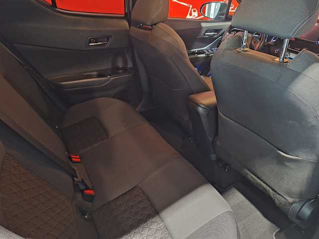 Toyota C-HR 1.8 125H Advance 90 kW (122 CV)