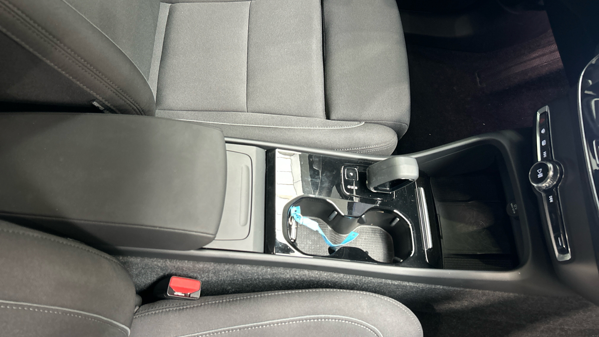 Volvo EC40 segunda mano 82750882 - 24 Volvo EC40 segunda mano 82750882 - 24