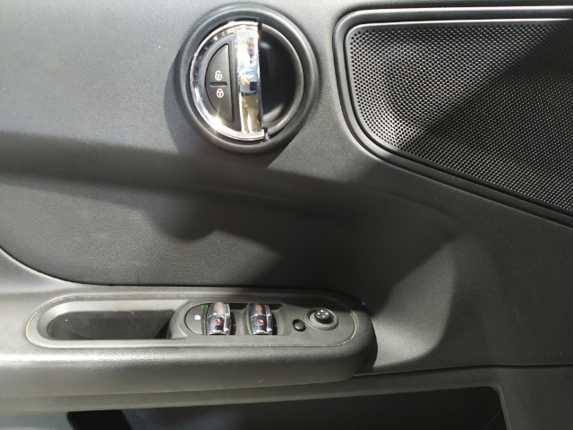 fotoG 16 del MINI MINI Countryman Cooper D 110 kW (150 CV) 150cv Diésel del 2020 en Alicante