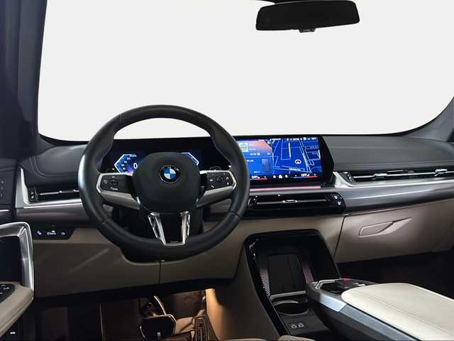 BMW X1 sDrive20d color Azul. Año 2024. 120KW(163CV). Diésel. En concesionario San Pablo Motor | Su Eminencia de Sevilla