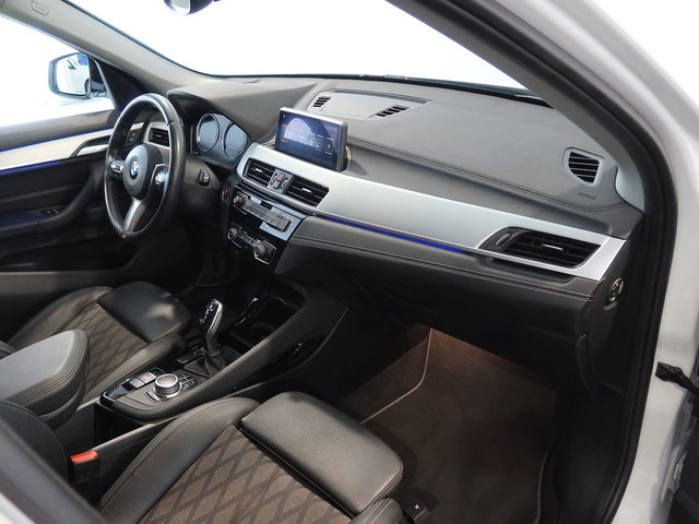 BMW X1 sDrive18d color Blanco. Año 2021. 110KW(150CV). Diésel. En concesionario Autogal de Ourense