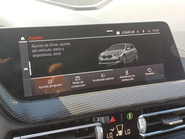 BMW Serie 1 118i color Gris. Año 2023. 103KW(140CV). Gasolina. En concesionario Marmotor de Las Palmas