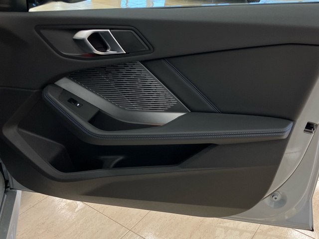 BMW Serie 2 220i Gran Coupe color Gris. Año 2025. 125KW(170CV). Gasolina. En concesionario Bernesga Motor León (Bmw y Mini) de León