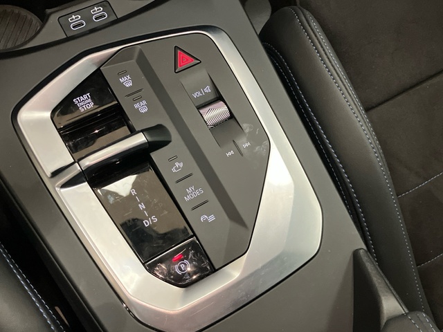 BMW Serie 2 220i Gran Coupe color Gris. Año 2025. 125KW(170CV). Gasolina. En concesionario Bernesga Motor León (Bmw y Mini) de León