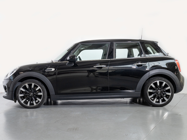 fotoG 2 del MINI MINI 5 Puertas Cooper D 85 kW (116 CV) 116cv Diésel del 2015 en Girona