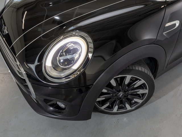 fotoG 10 del MINI MINI 5 Puertas Cooper D 85 kW (116 CV) 116cv Diésel del 2015 en Girona