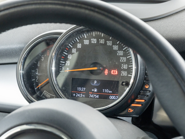 fotoG 14 del MINI MINI 5 Puertas Cooper D 85 kW (116 CV) 116cv Diésel del 2015 en Girona