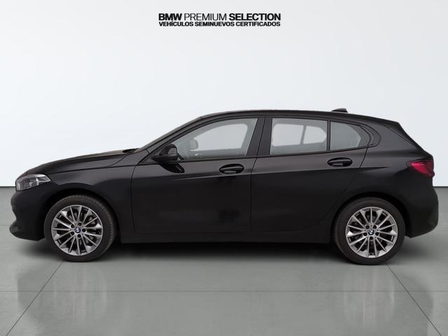 BMW Serie 1 118i color Negro. Año 2024. 103KW(140CV). Gasolina. En concesionario Automotor Premium Velázquez - Málaga de Málaga
