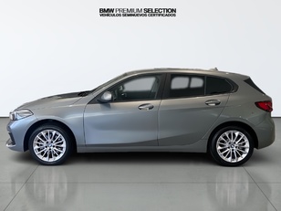 Fotos de BMW Serie 1 118i color Gris. Año 2024. 103KW(140CV). Gasolina. En concesionario Automotor Premium Velázquez - Málaga de Málaga