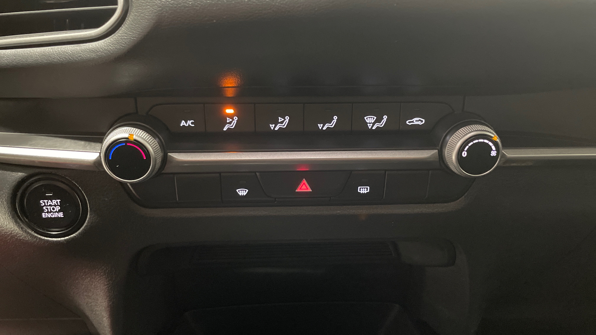 Mazda CX-30 e-SKY G MHEV en Barcelona