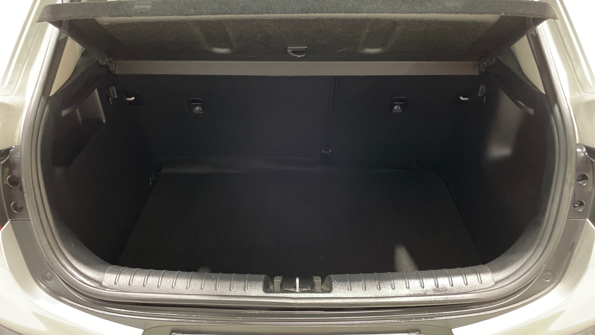 Kia Stonic 1.0 T-GDi - 11