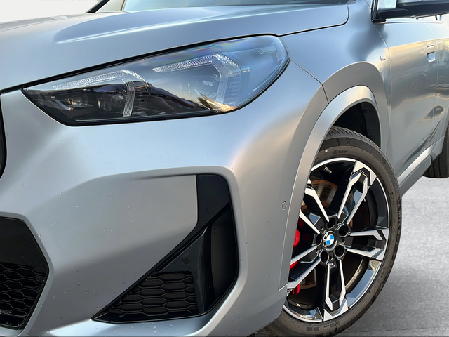 BMW X1 sDrive20i color Gris. Año 2024. 125KW(170CV). Gasolina. En concesionario Ilbira Motor | Granada de Granada