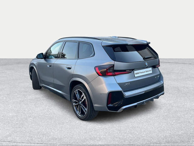 BMW X1 sDrive20i color Gris. Año 2024. 125KW(170CV). Gasolina. En concesionario Ilbira Motor | Granada de Granada