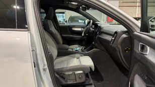 Volvo XC40 B3 G Ocasión 120 KW (163CV) - 46