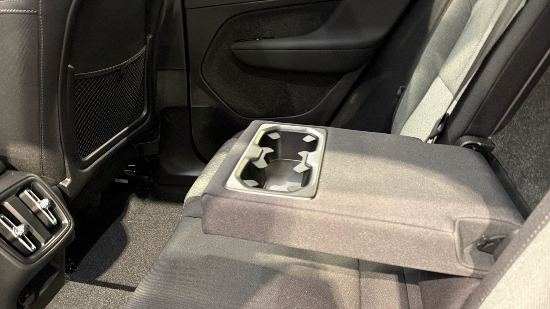 Volvo XC40 segunda mano 82867807 - 31