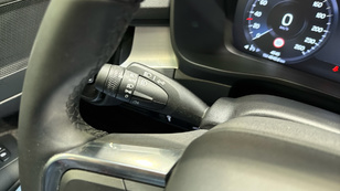 Volvo XC40 T2 Ocasión 95 KW (129CV) - 16