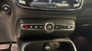 Volvo XC40 T2 Ocasión 95 KW (129CV) - 47