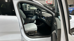 Volvo EX30 Single Motor Extended Range Ultra Auto 200 kW (272 CV) - 7 Volvo EX30 Ultra Ocasión 200 KW (272CV) - 7