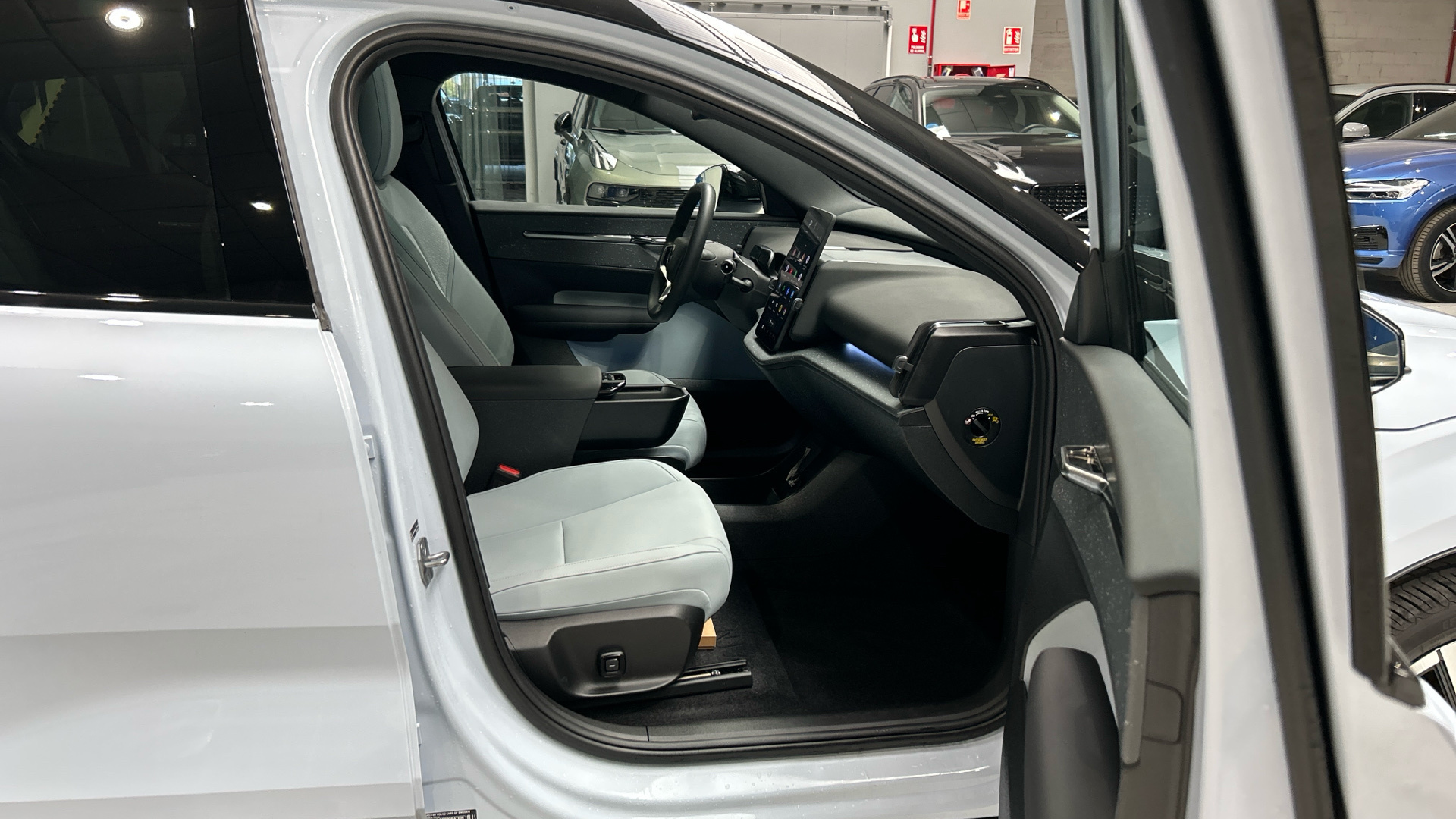 Volvo EX30 segunda mano 82867822 - 8