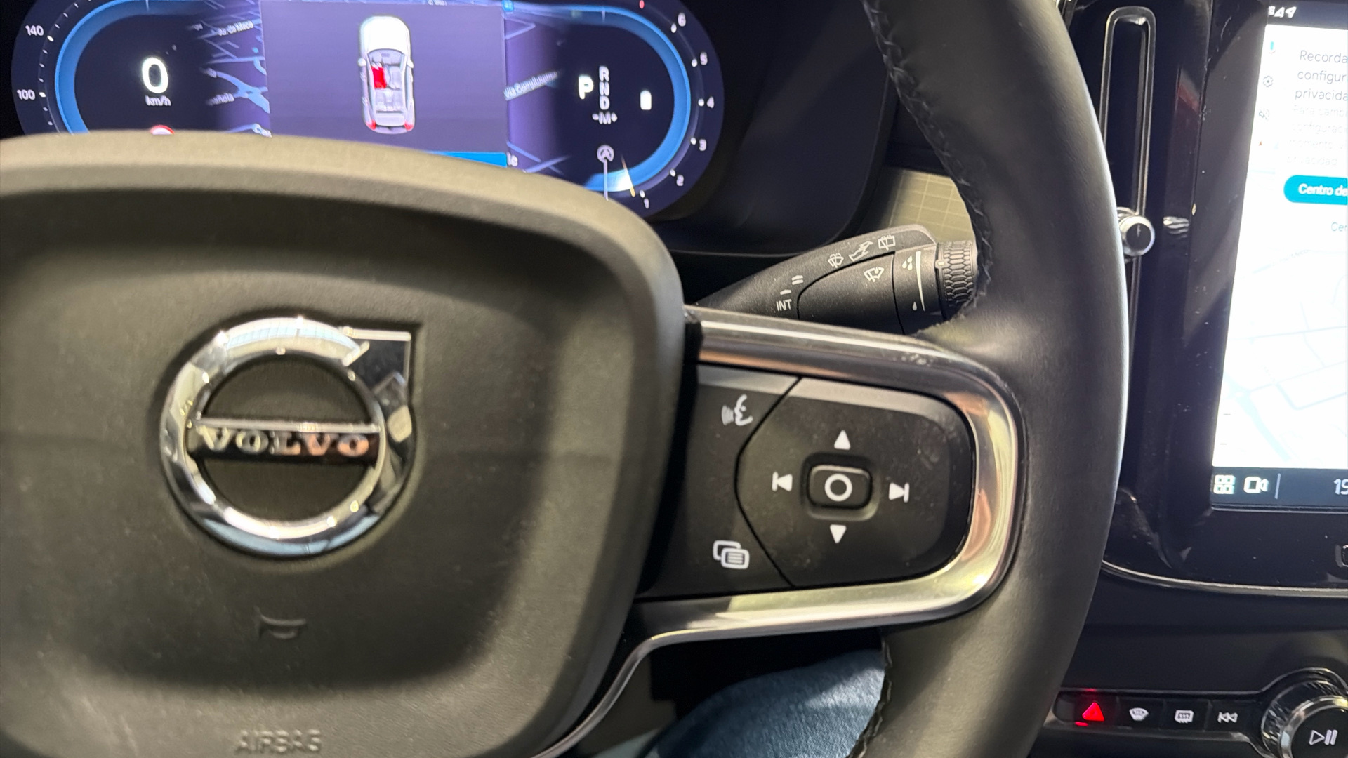 Volvo XC40 segunda mano 82867825 - 19