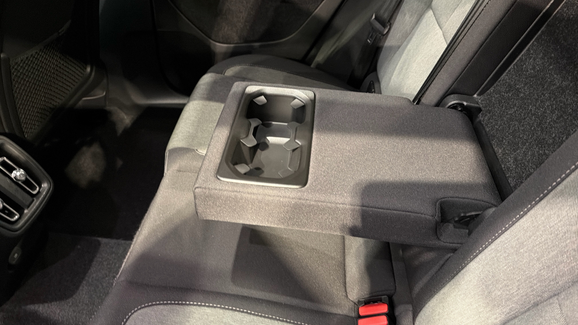 Volvo XC40 segunda mano 82867825 - 29