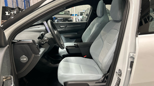 Volvo EX30 Twin Motor Ultra AWD Auto 315 kW (428 CV) - 50 Volvo EX30 Twin Motor Ocasión 315 KW (428CV) - 50