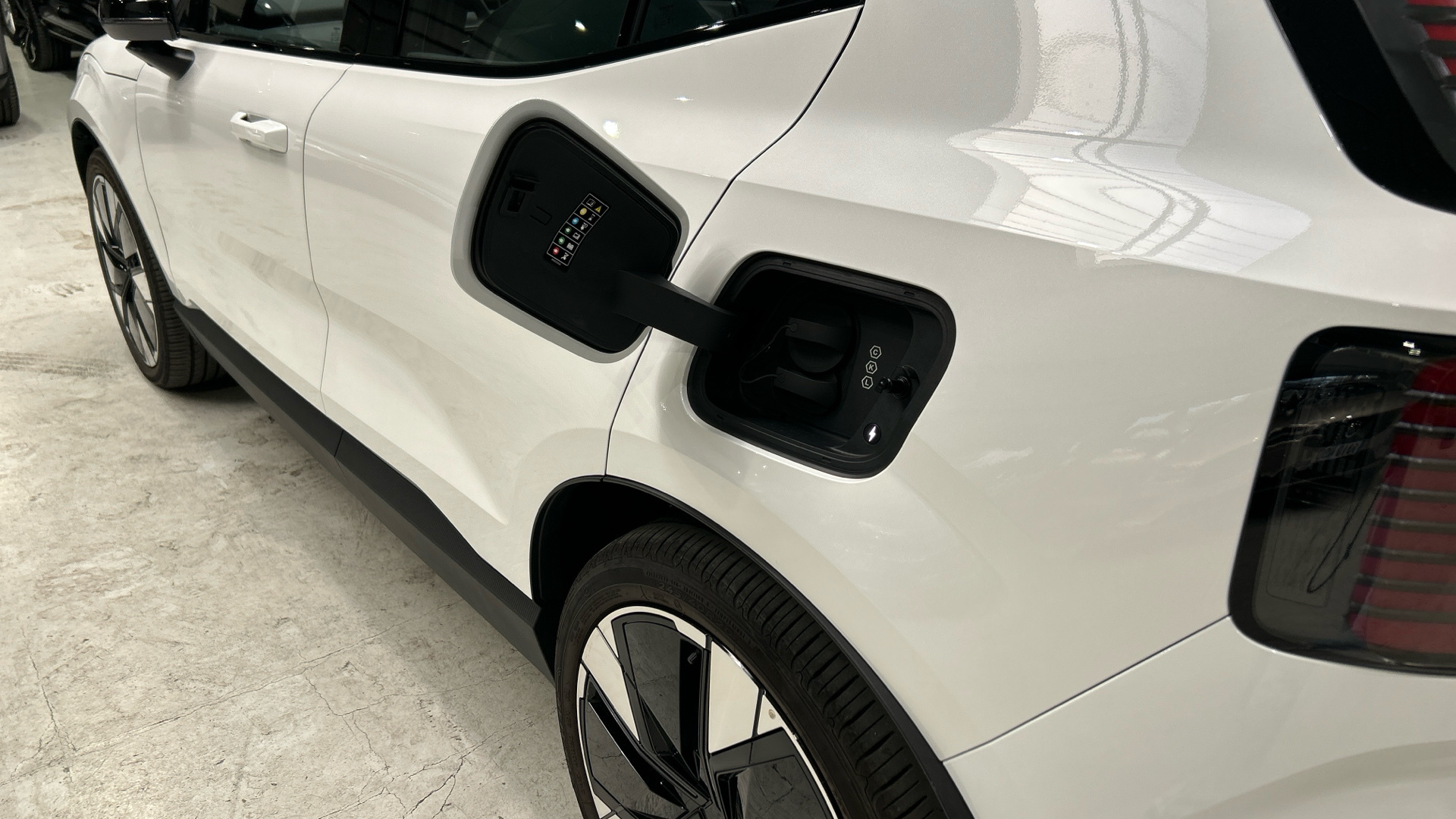 Volvo EX30 segunda mano 82867840 - 15