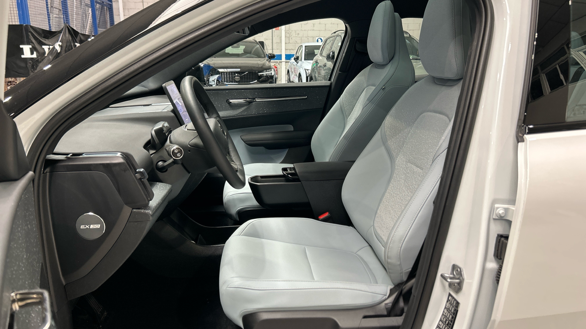 Volvo EX30 segunda mano 82867840 - 51