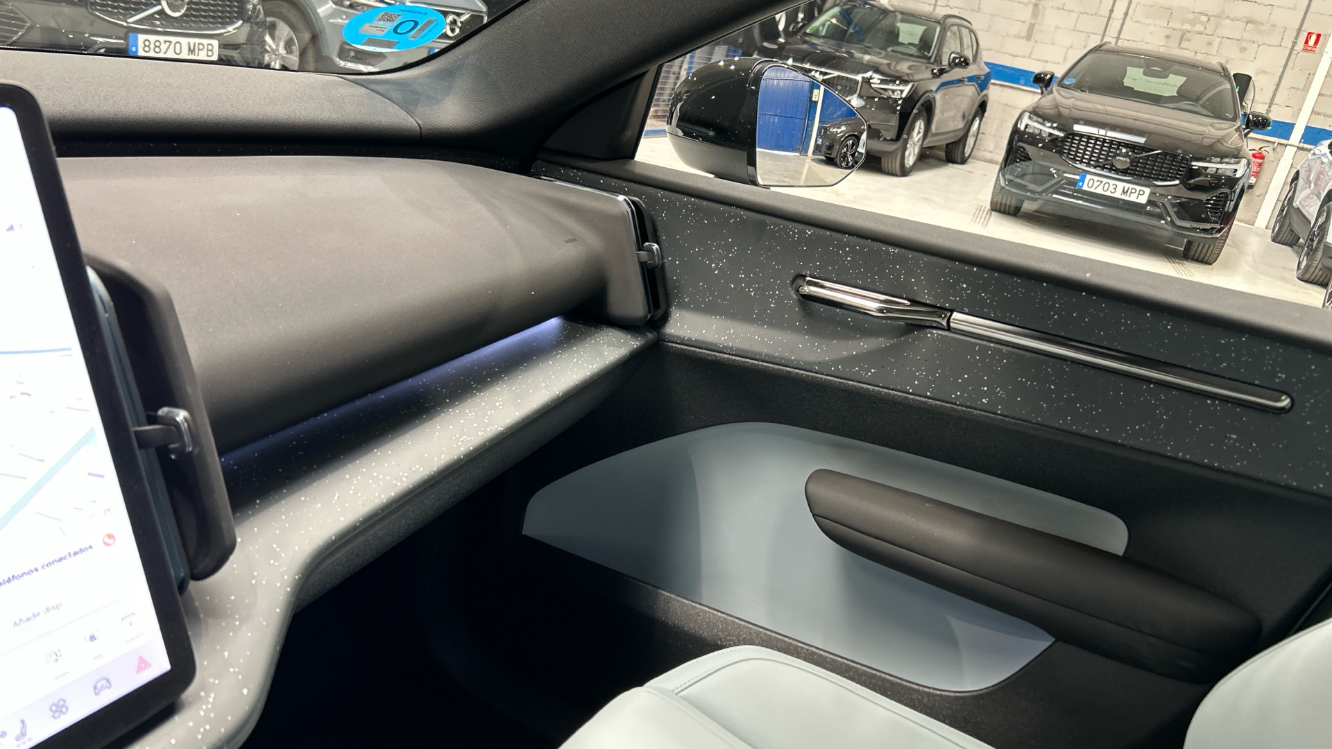 Volvo EX30 segunda mano 82867840 - 52