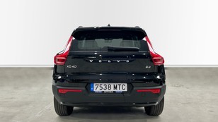Volvo XC40 B3 G Plus Dark Auto 120 kW (163 CV) - 6 Volvo XC40 B3 G Ocasión 120 KW (163CV) - 6