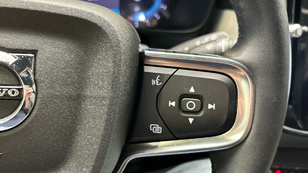 Volvo XC40 B3 G Plus Dark Auto 120 kW (163 CV) - 18 Volvo XC40 B3 G Ocasión 120 KW (163CV) - 18