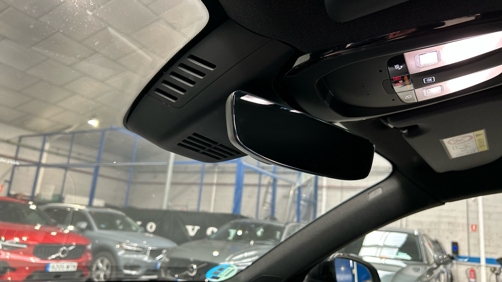 Volvo XC40 segunda mano 82867846 - 41