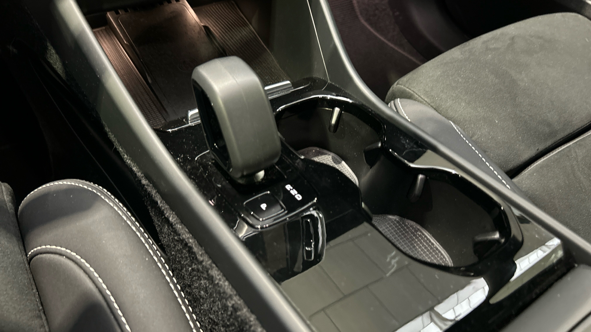 Volvo EX40 segunda mano 82867873 - 25