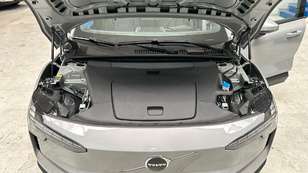 Volvo EX30 Single Motor Core Auto 200 kW (272 CV) - 38 Volvo EX30 Single Motor BEV Ocasión 200 KW (272CV) - 38