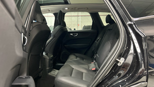 Volvo XC60 B4 G Ultimate Dark Auto 145 kW (197 CV) - 9 Volvo XC60 B4 G Ocasión 145 KW (197CV) - 9