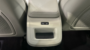 Volvo XC60 T6 Recharge Ultra Bright AWD Auto 257 kW (350 CV) - 58 Volvo XC60 T6 Ocasión 257 KW (350CV) - 58