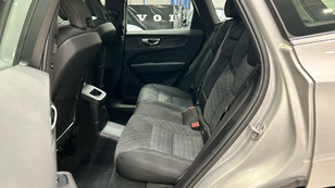 Volvo XC60 T6 Recharge Core AWD Auto 257 kW (350 CV) - 5 Volvo XC60 T6 Ocasión 257 KW (350CV) - 5