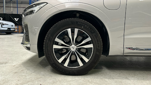 Volvo XC60 T6 Recharge Core AWD Auto 257 kW (350 CV) - 8 Volvo XC60 T6 Ocasión 257 KW (350CV) - 8