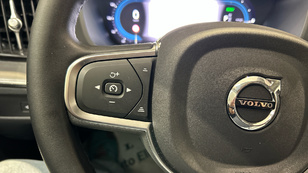 Volvo XC60 T6 Recharge Core AWD Auto 257 kW (350 CV) - 19 Volvo XC60 T6 Ocasión 257 KW (350CV) - 19