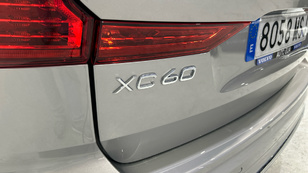 Volvo XC60 T6 Recharge Core AWD Auto 257 kW (350 CV) - 41 Volvo XC60 T6 Ocasión 257 KW (350CV) - 41