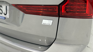 Volvo XC60 T6 Recharge Core AWD Auto 257 kW (350 CV) - 44 Volvo XC60 T6 Ocasión 257 KW (350CV) - 44