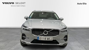 Volvo XC60 T6 Recharge Core AWD Auto 257 kW (350 CV) - 2 Volvo XC60 T6 Ocasión 257 KW (350CV) - 2