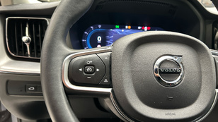 Volvo XC60 T6 Recharge Core AWD Auto 257 kW (350 CV) - 16 Volvo XC60 T6 Ocasión 257 KW (350CV) - 16