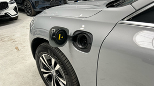 Volvo XC60 T6 Recharge Core AWD Auto 257 kW (350 CV) - 19 Volvo XC60 T6 Ocasión 257 KW (350CV) - 19