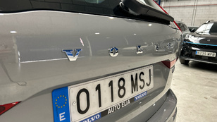 Volvo XC60 T6 Recharge Core AWD Auto 257 kW (350 CV) - 36 Volvo XC60 T6 Ocasión 257 KW (350CV) - 36