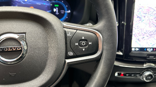 Volvo XC60 T6 Recharge Core AWD Auto 257 kW (350 CV) - 46 Volvo XC60 T6 Ocasión 257 KW (350CV) - 46