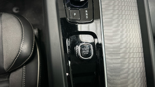 Volvo XC60 T6 Recharge Plus Dark AWD Auto 257 kW (350 CV) - 23 Volvo XC60 T6 Ocasión 257 KW (350CV) - 23