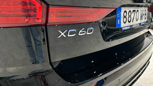 Volvo XC60 T6 Recharge Plus Dark AWD Auto 257 kW (350 CV) - 36 Volvo XC60 T6 Ocasión 257 KW (350CV) - 36