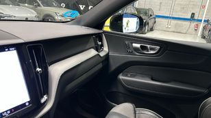 Volvo XC60 T6 Recharge Plus Dark AWD Auto 257 kW (350 CV) - 46 Volvo XC60 T6 Ocasión 257 KW (350CV) - 46